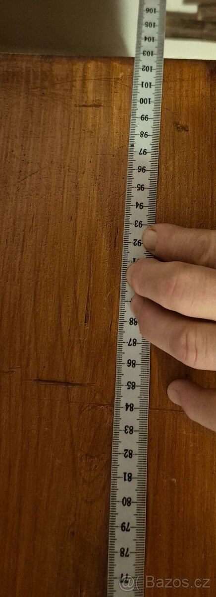 Skříňka / botník - 5