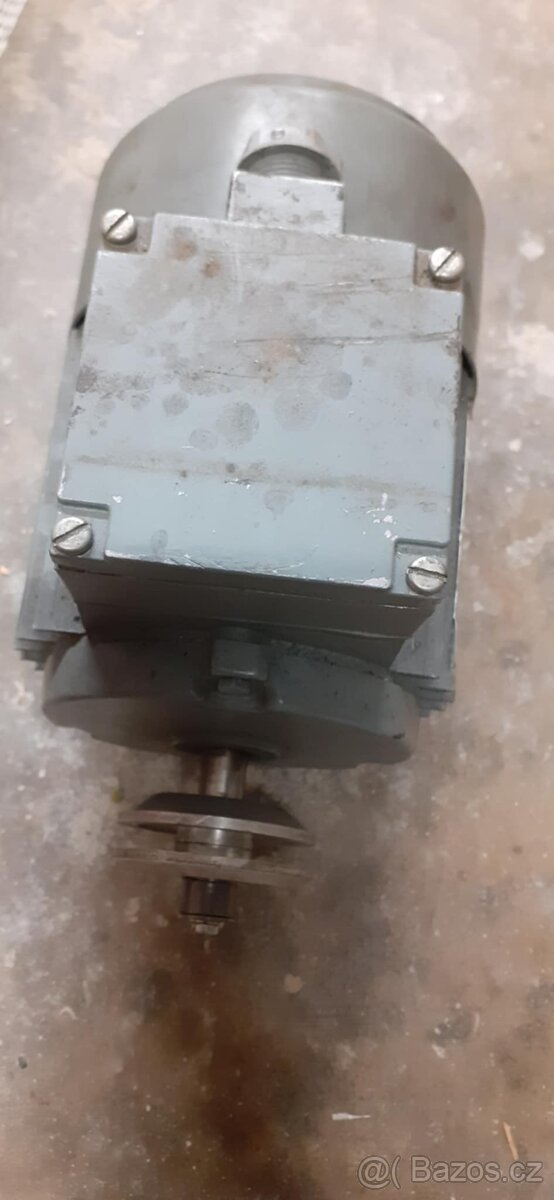 Elektromotory MEZ Mohelnice-250W - 5