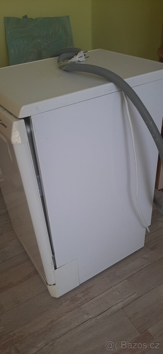 Myčka na nádobí Candy - 5