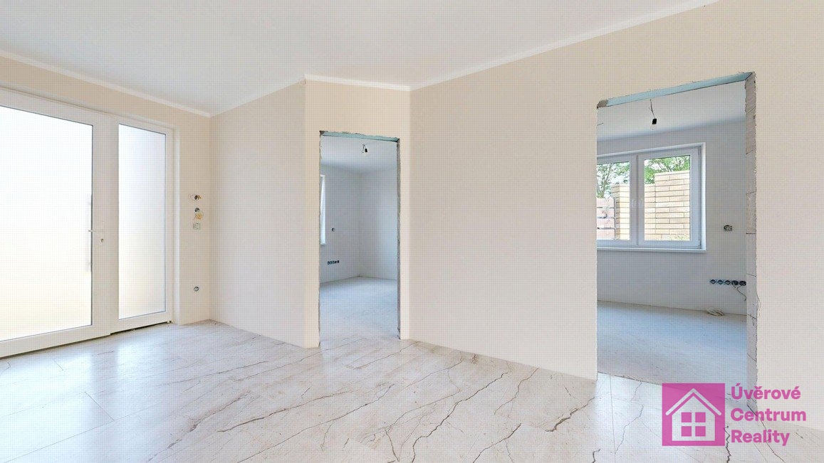 Prodej stavby RD 4+kk s dvou garáží, Morkůvky, ev.č. 00105 - 5