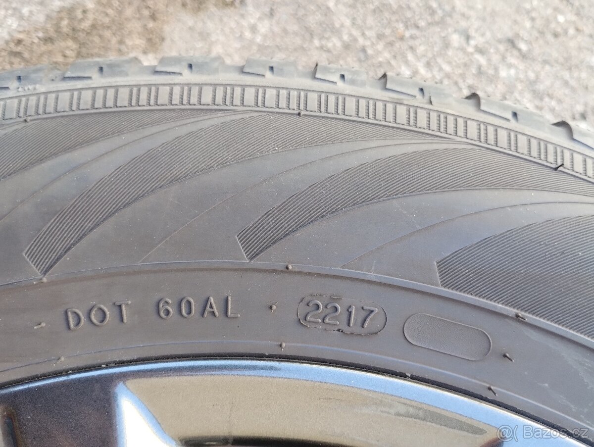 Kola z Mazda cx-3 ,zimní pneu - 5