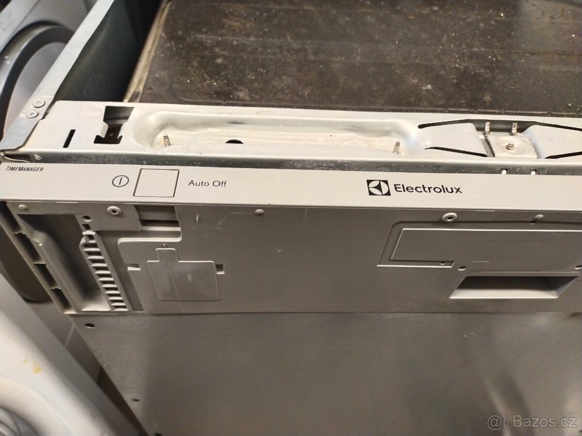 Prodám vestavnou integrovanou myčku Dovezu - 5