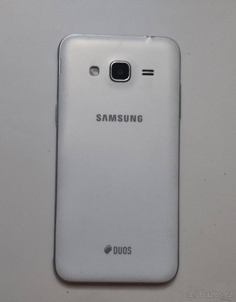 Prodám plně funkční Samsung Galaxy J3 (6) 8GB - 5