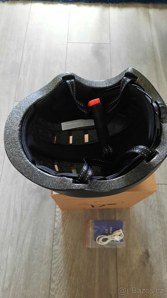 Cyklisticka Helma se světlem - 5