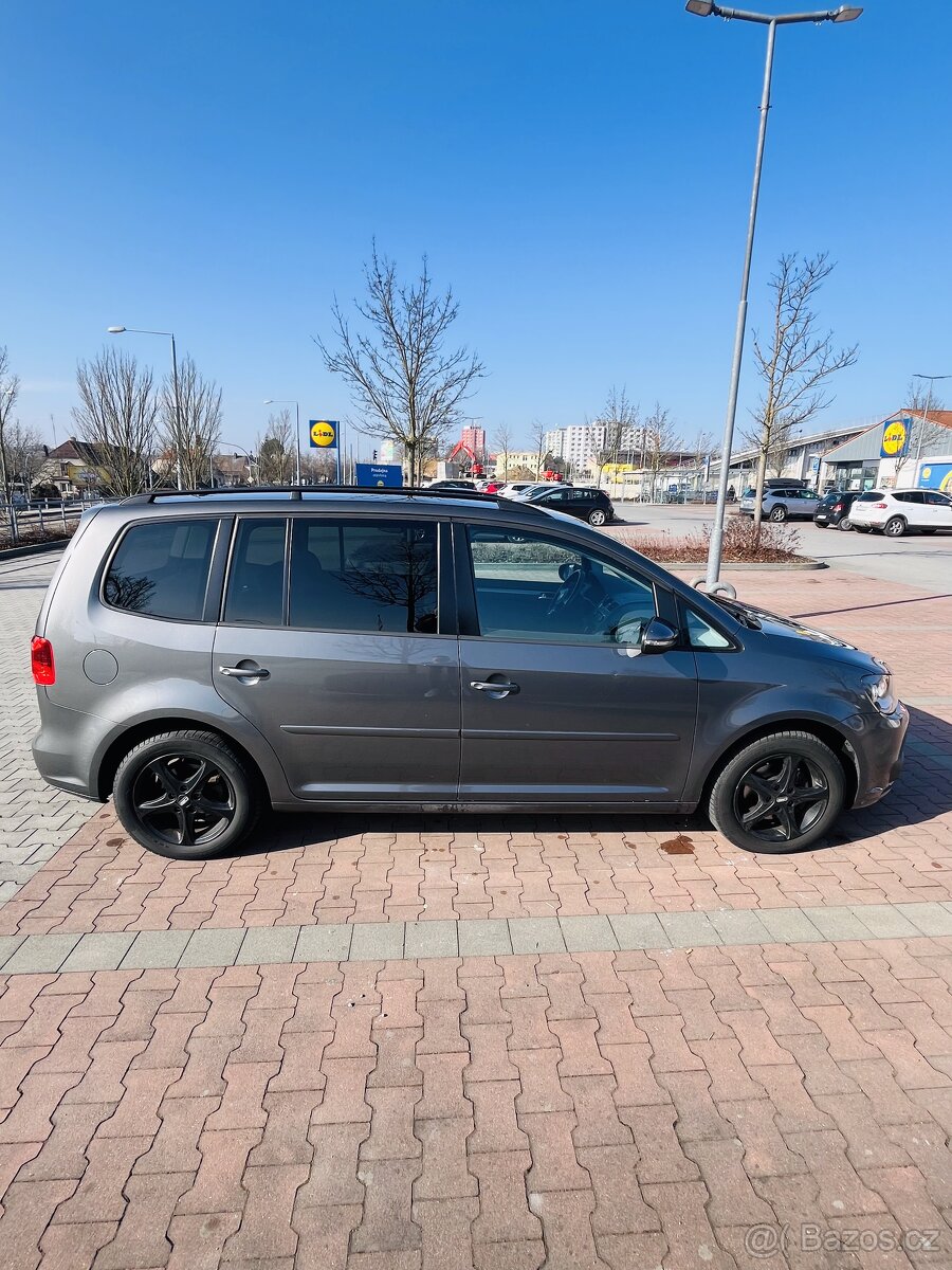 Volkswagen Touran TDI 1.6 - 5