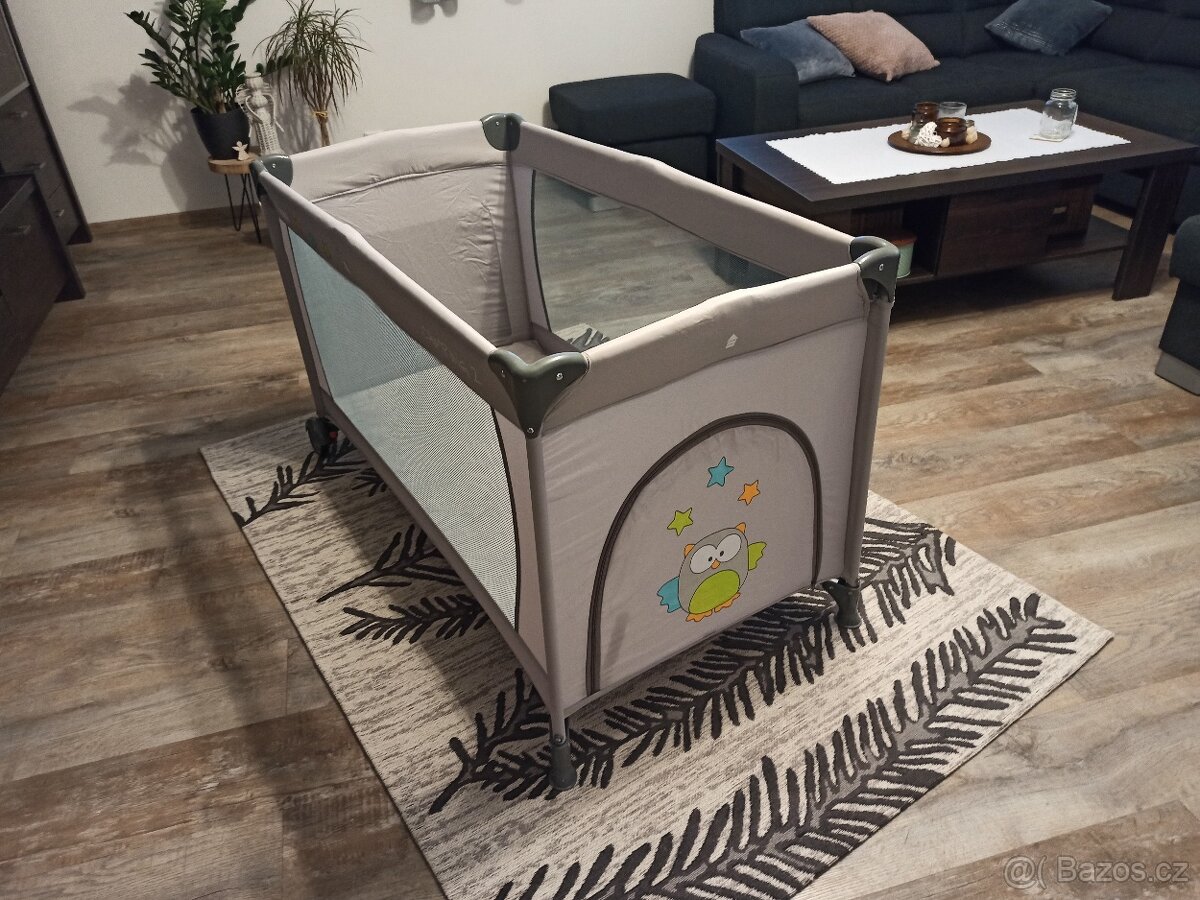 Cestovní postýlka - 5