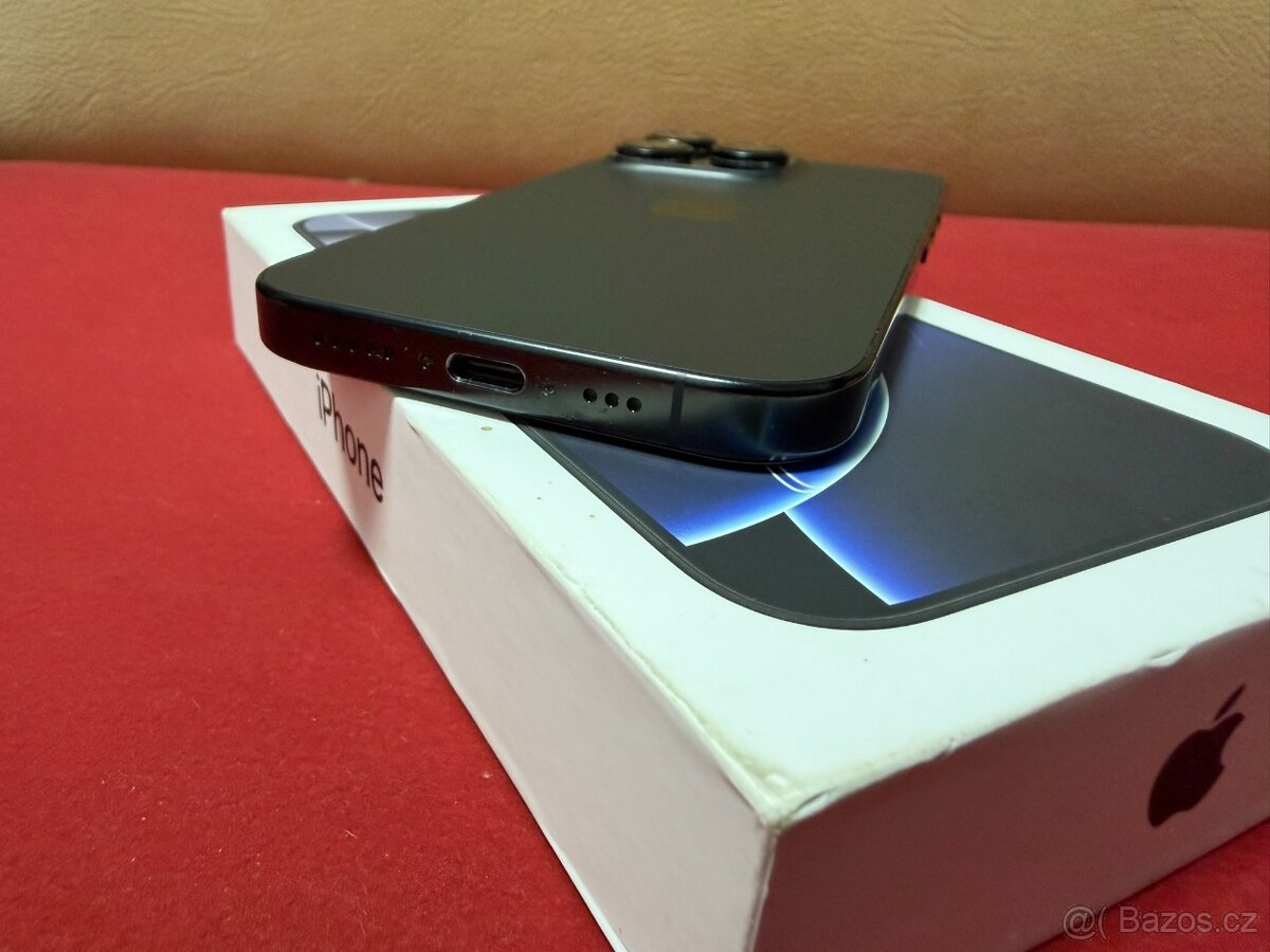 Apple iPhone 16 Pro 128Gb černý titan - 5
