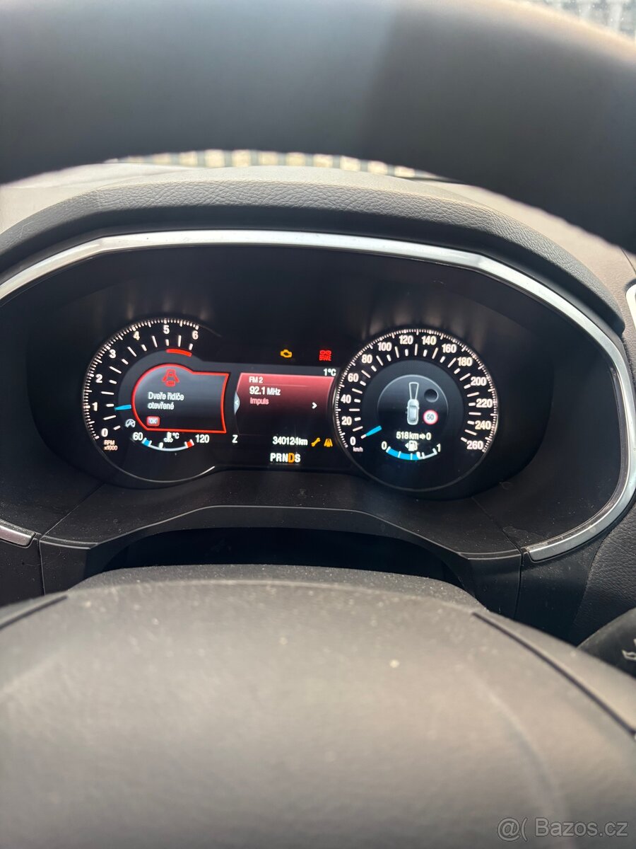 Ford S- Max 2,0 tdci 7 míst rok 2017 4x4 - 5