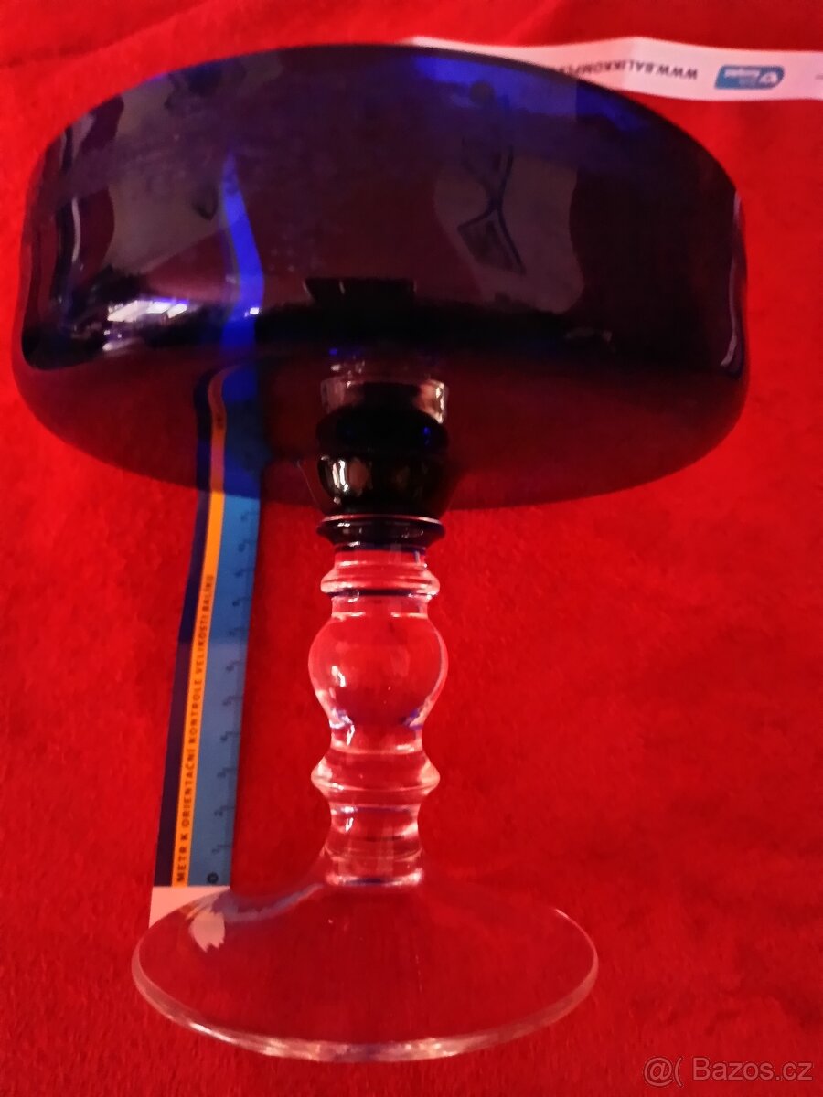 Kobaltová broušená miska na noze - 5