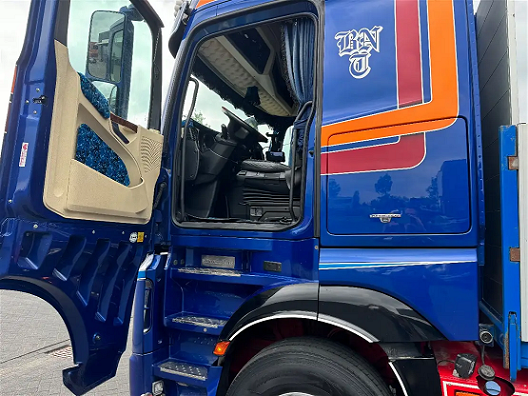 Mercedes-Benz Actros 3251 8x2 - valník s hydraulickou rukou - 5