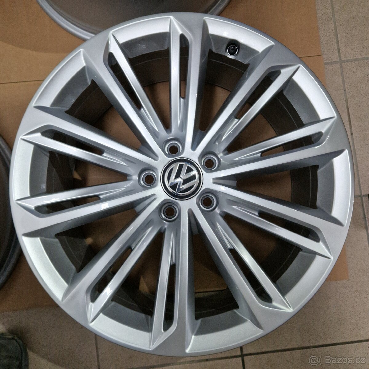 Alu kola passat b8 - 5