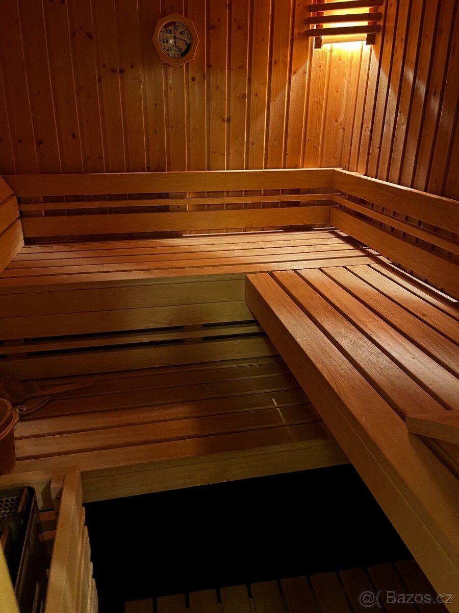 Prodám poloroubenou chalupu - 5