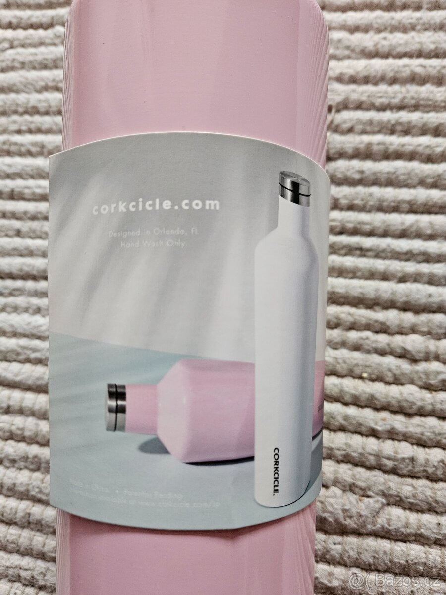 Nová růžová termoska Corkcicle - 5