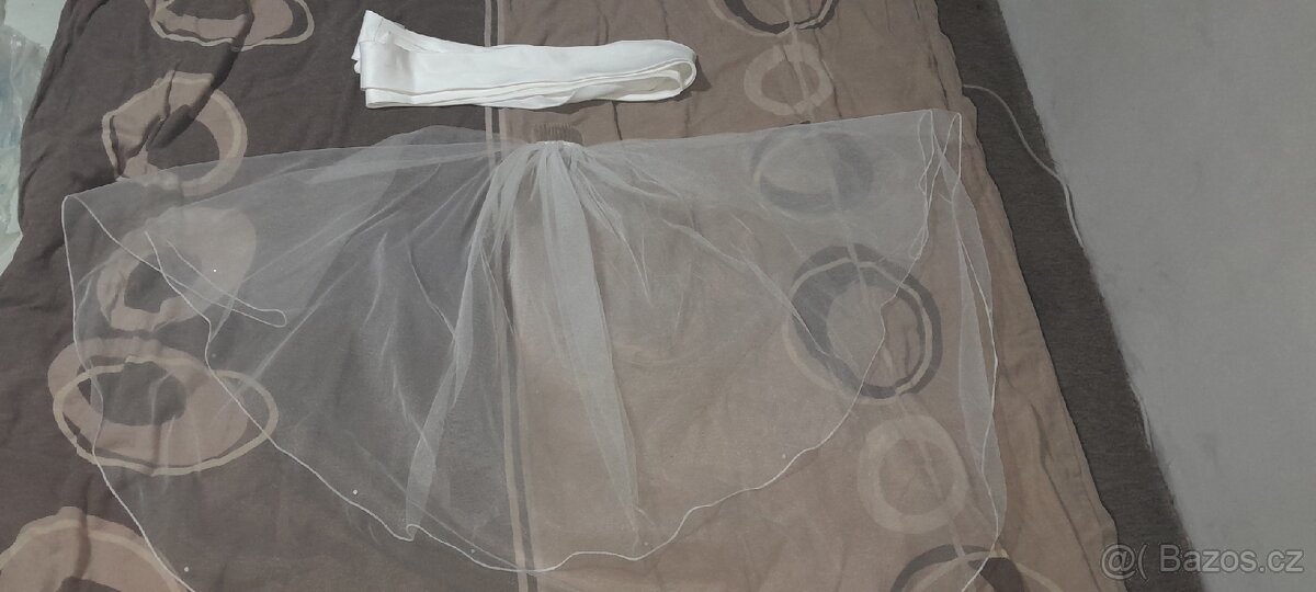 Svatební šaty + dekorace na auto - 5