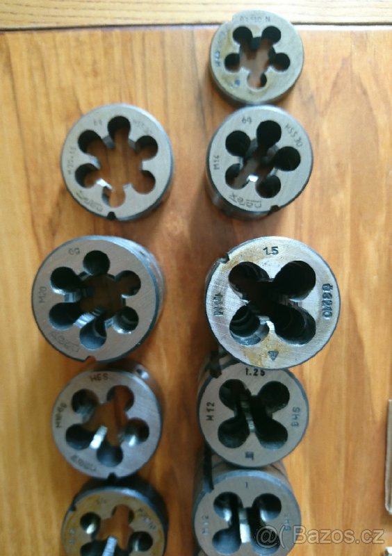 Závitová očka Narex HSS + whitworth - 5