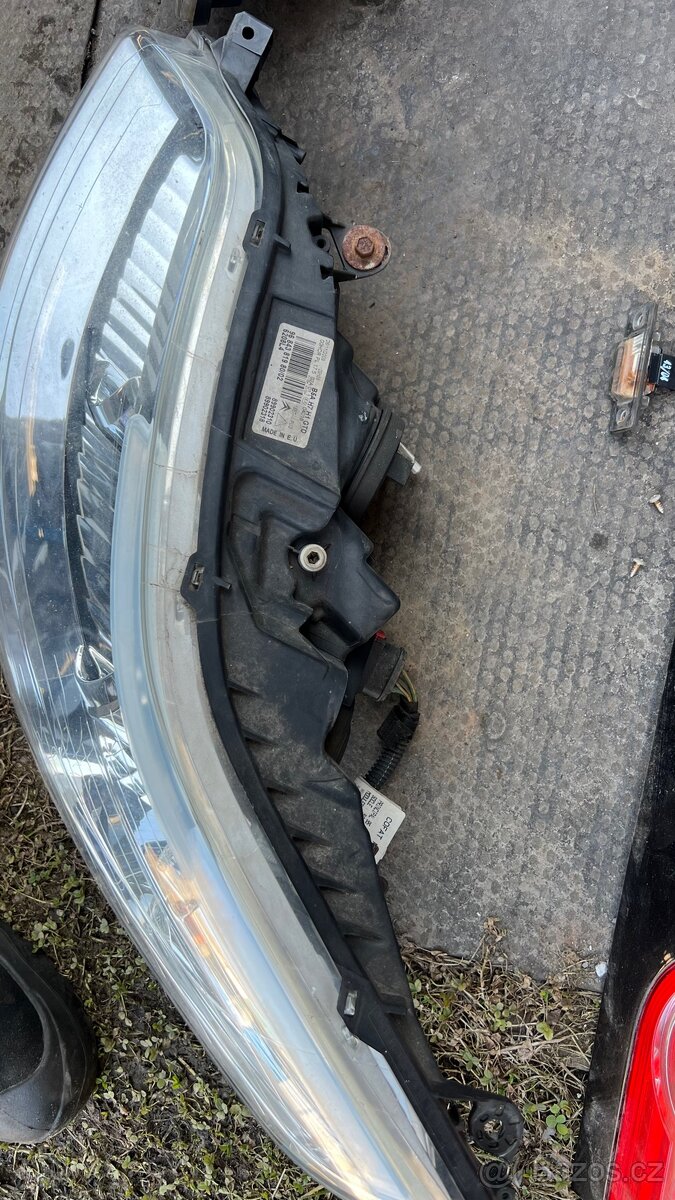 Přední světla Citroen c4 - 5