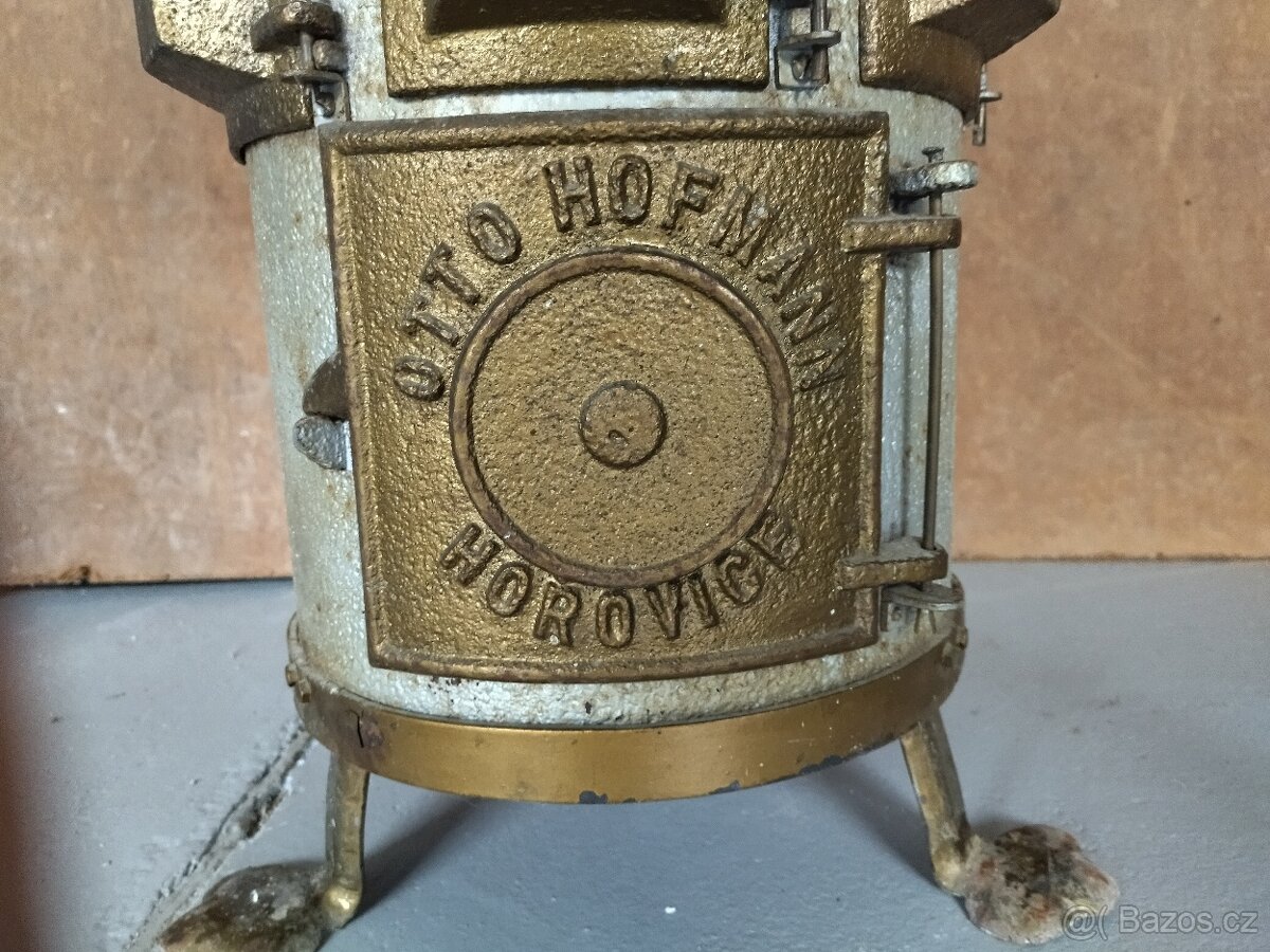 Staré krejčovské kamna na ohřev žehliček - 5