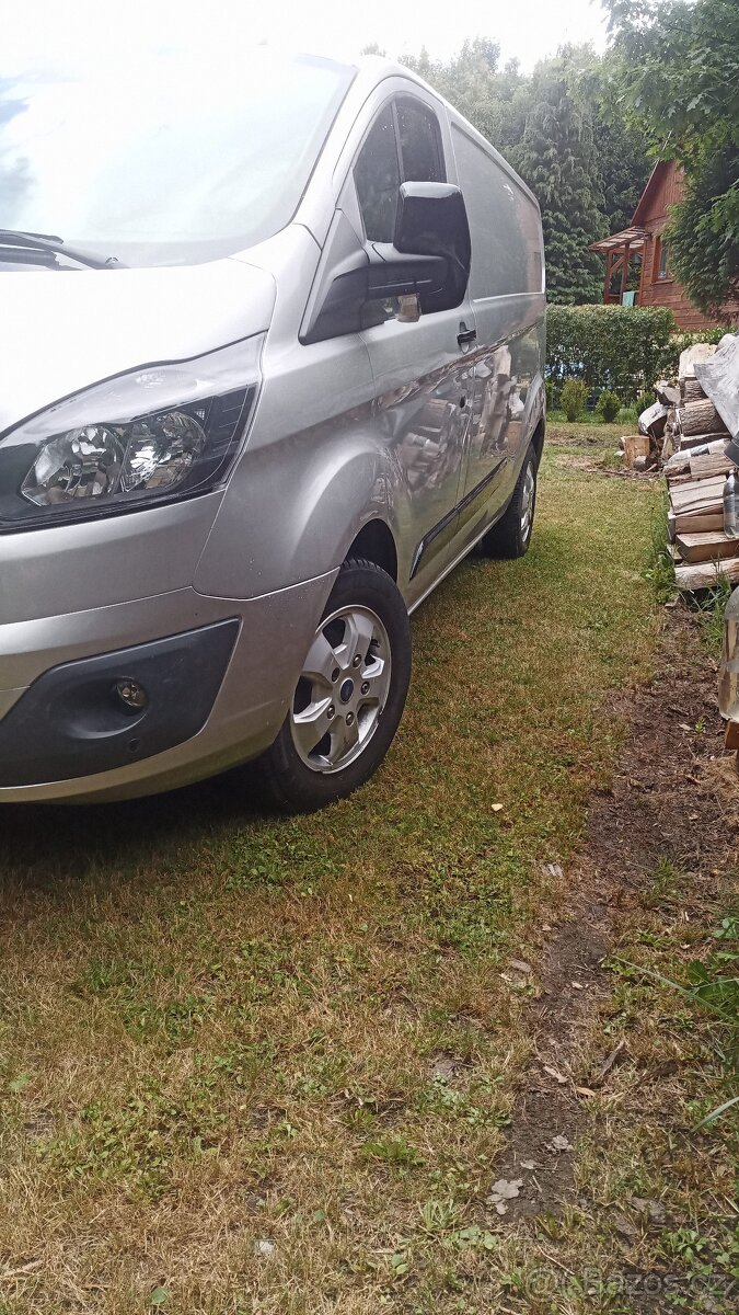 Ford Transit Custom 2,0 D, RV 11/2017, najeto 249498 Km - 5