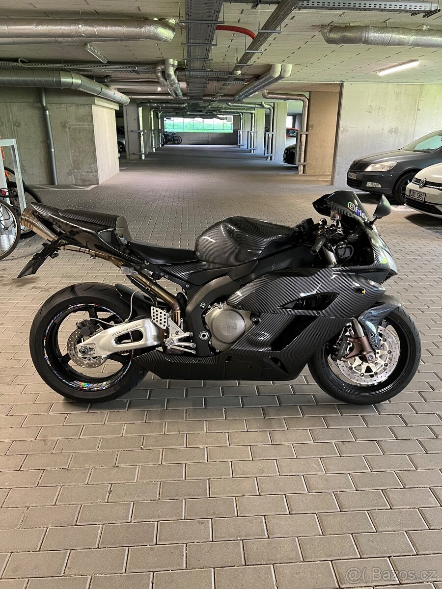 Honda cbr 1000rr (2004) fireblade - 5