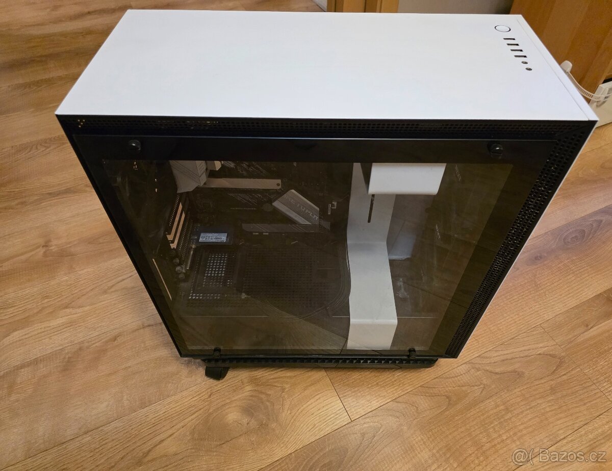 NZXT H700 - 5