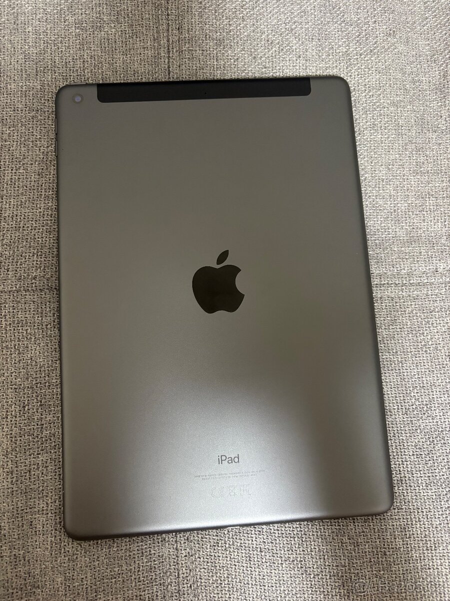 iPad 7. generace 128 GB + příslušenství - 5