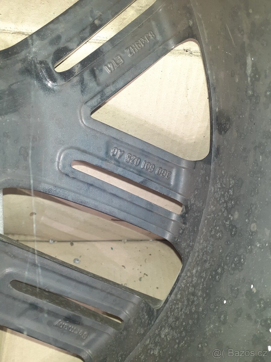 Kola VW Passat B8 - 5