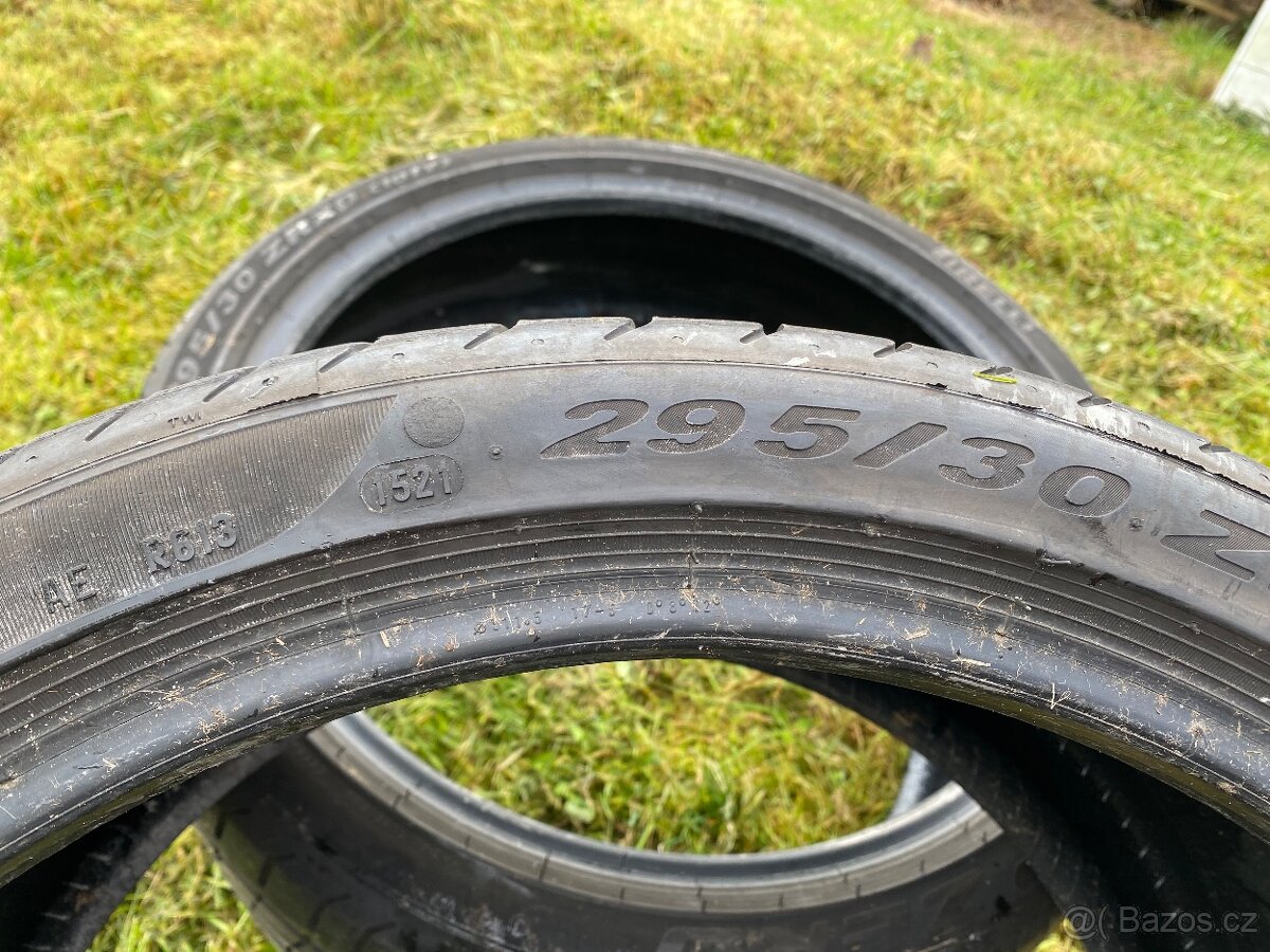 Pneumatiky- Pirelli P Zero 295/30 ZR20 (101Y) XL - 5