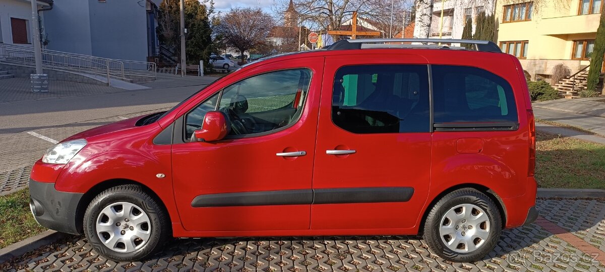 Peugeot Partner 1,6-80kw-benzín - 5