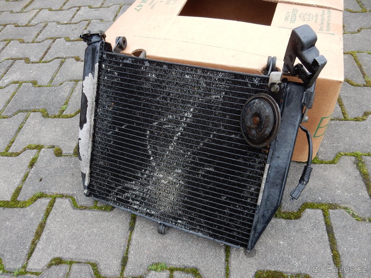 Yamaha r1 yzf chladič - 5