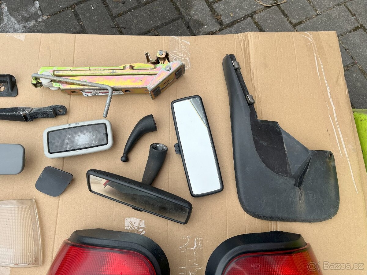 Škoda Felicia náhradní díly, komplet hudba, potahy atd. - 5