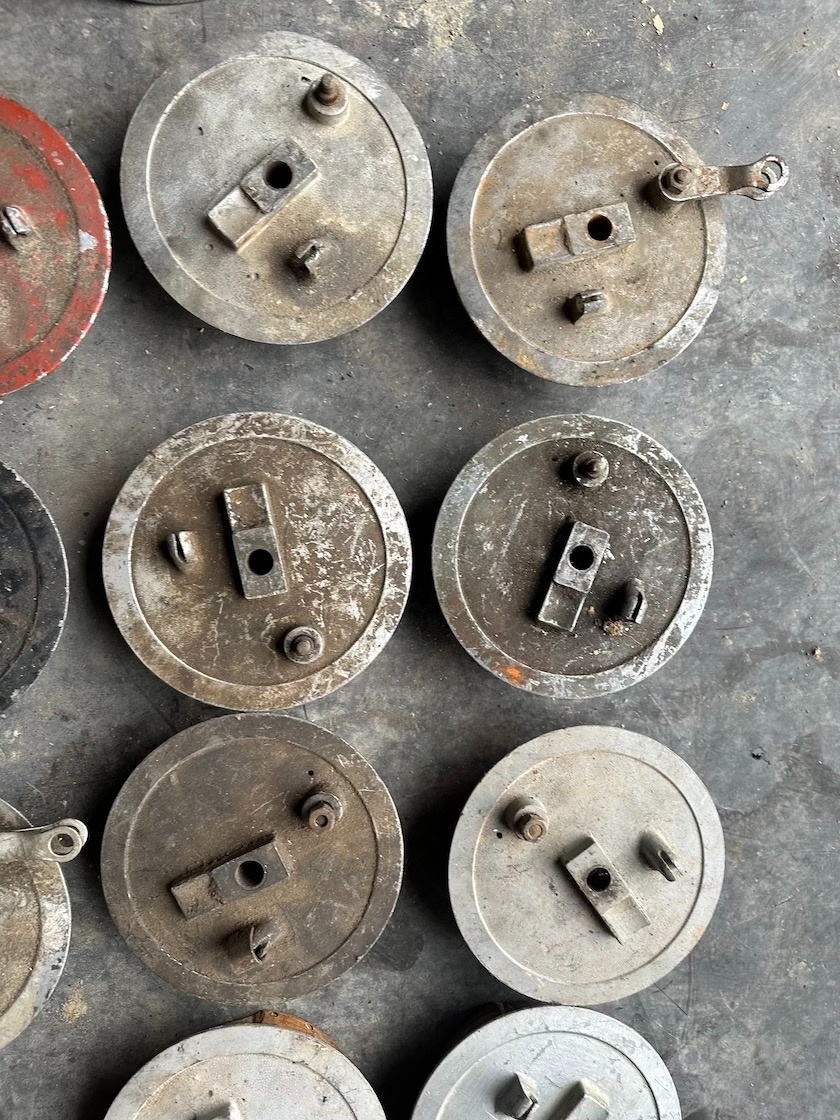 Predám brzdový štít JAWA ČZ 125 175 250 - 5