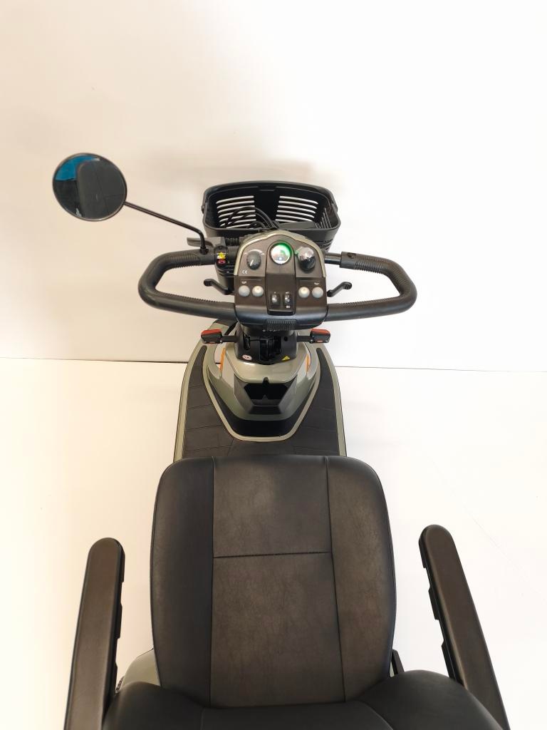 Elektrický tříkolový invalidní skútr - 5