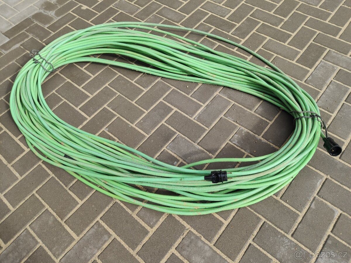 Prodlužovací kabel 230V - 70metrů - silný - 5