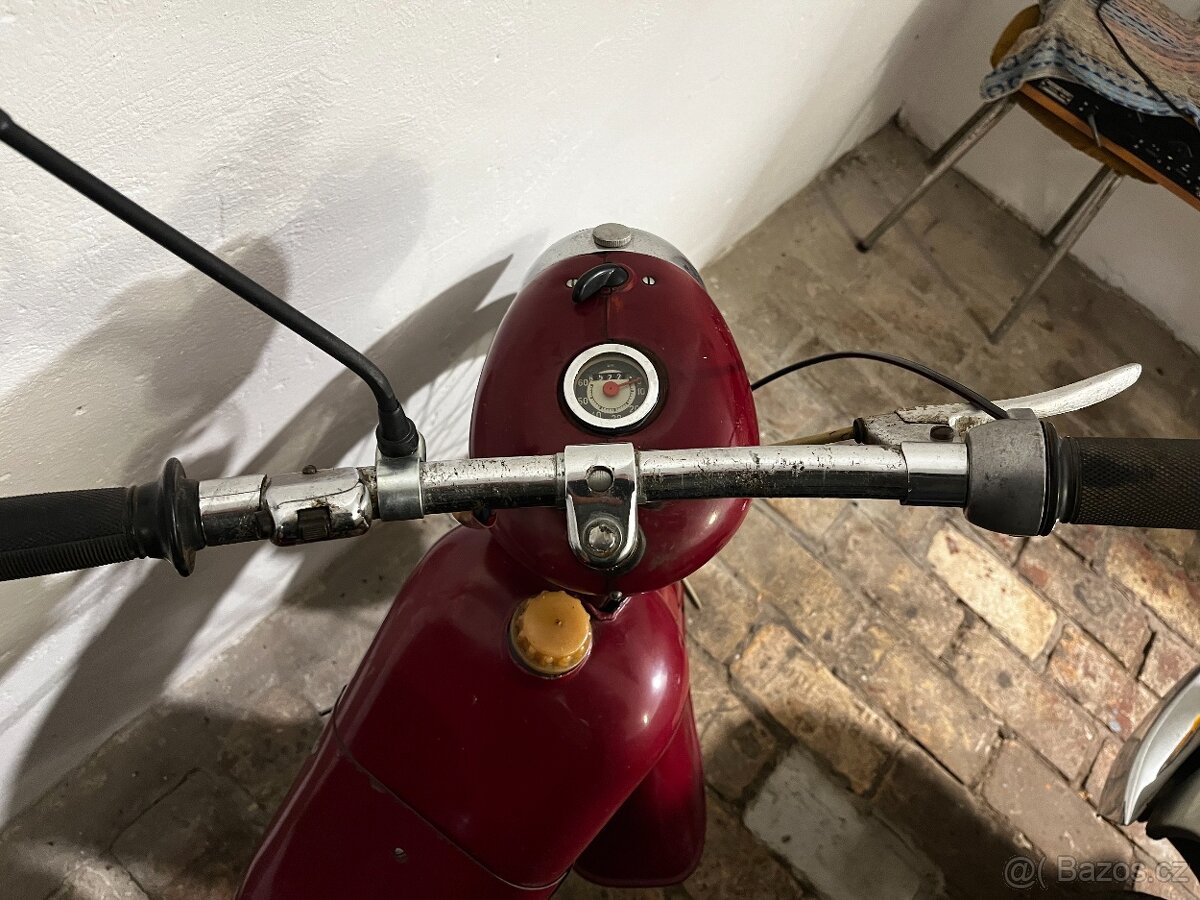 Jawa 555 - 5