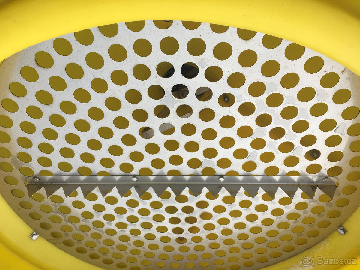 Komunální rozmetadlo posypu a hnojiv 250 litrů - 5