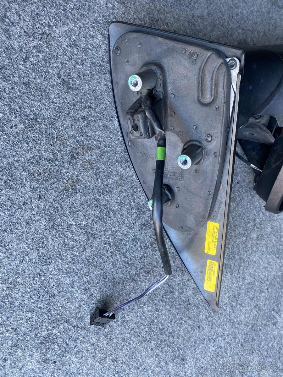 Levé zrcátko VW Amarok 2014-2018