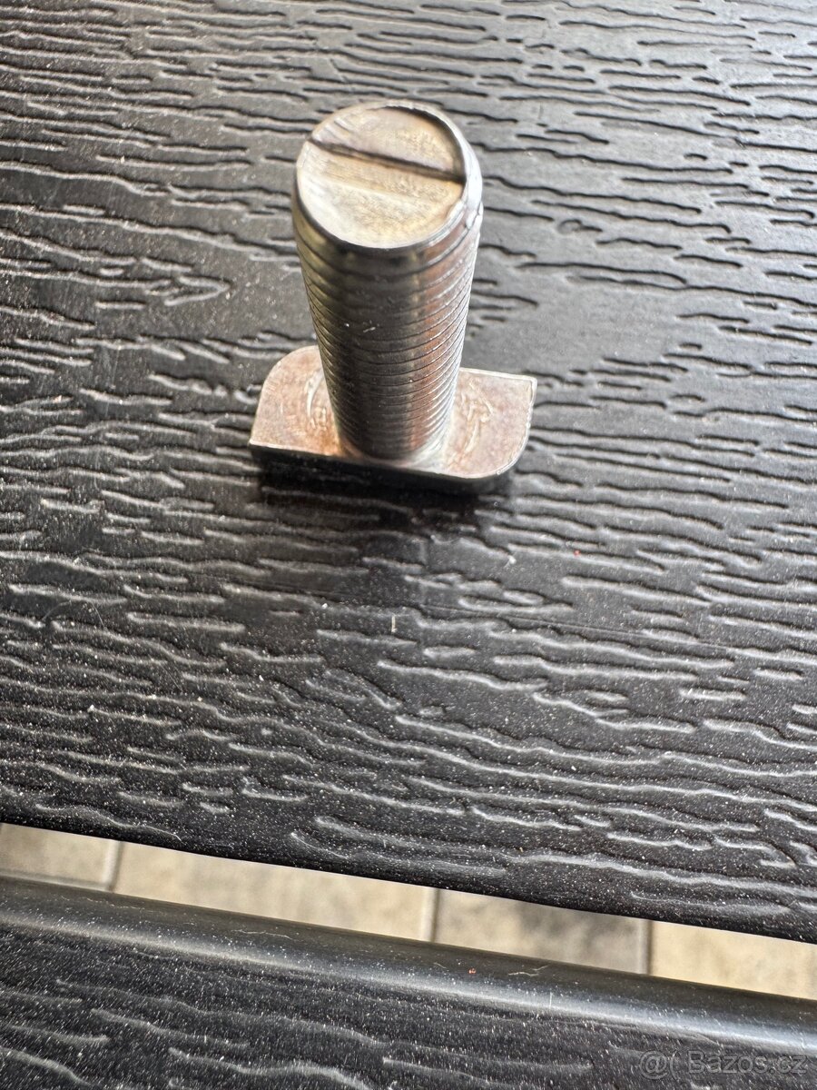 Nerez šrouby M10 x 30 kladívkový, fve, solární - 5