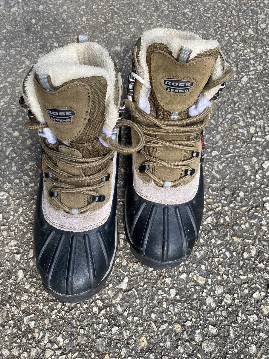 Outdoorové turistické zimní zateplené vysoké boty 38 - 5