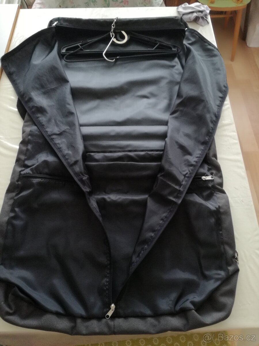 cestovní vak na oblečení - 5