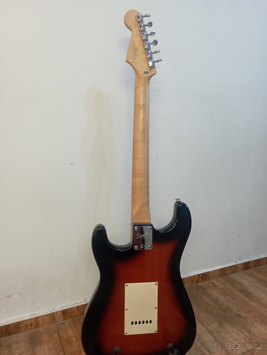 Elektrická kytara Squier Fender - 5