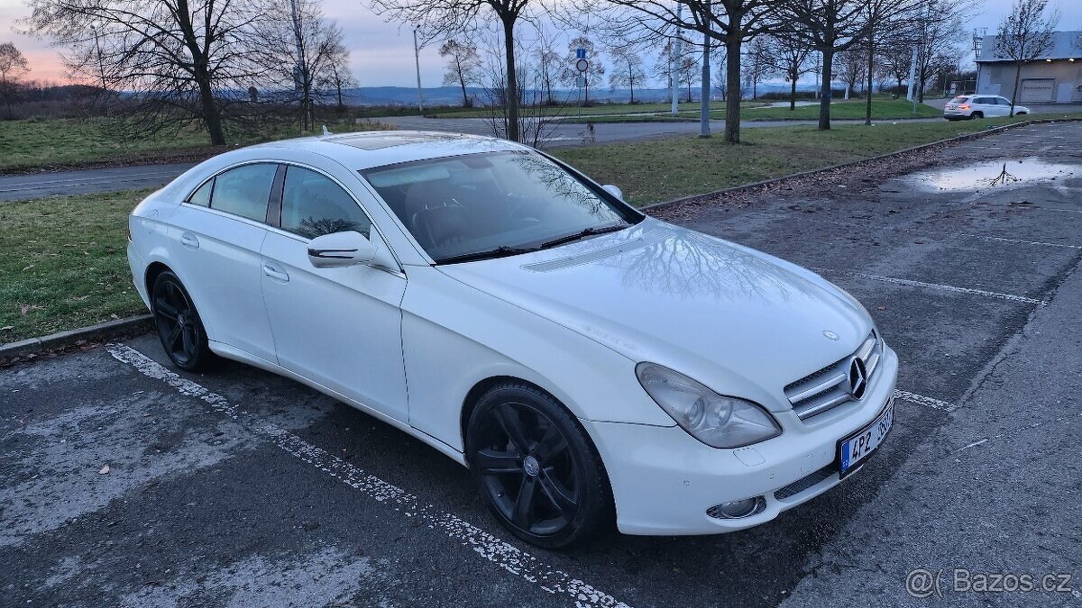 MB-Mercedes E 212 - 5