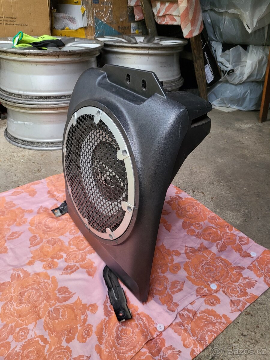 Subwoofer - Mitsubishi Lancer 1.8 Mivec... - 5