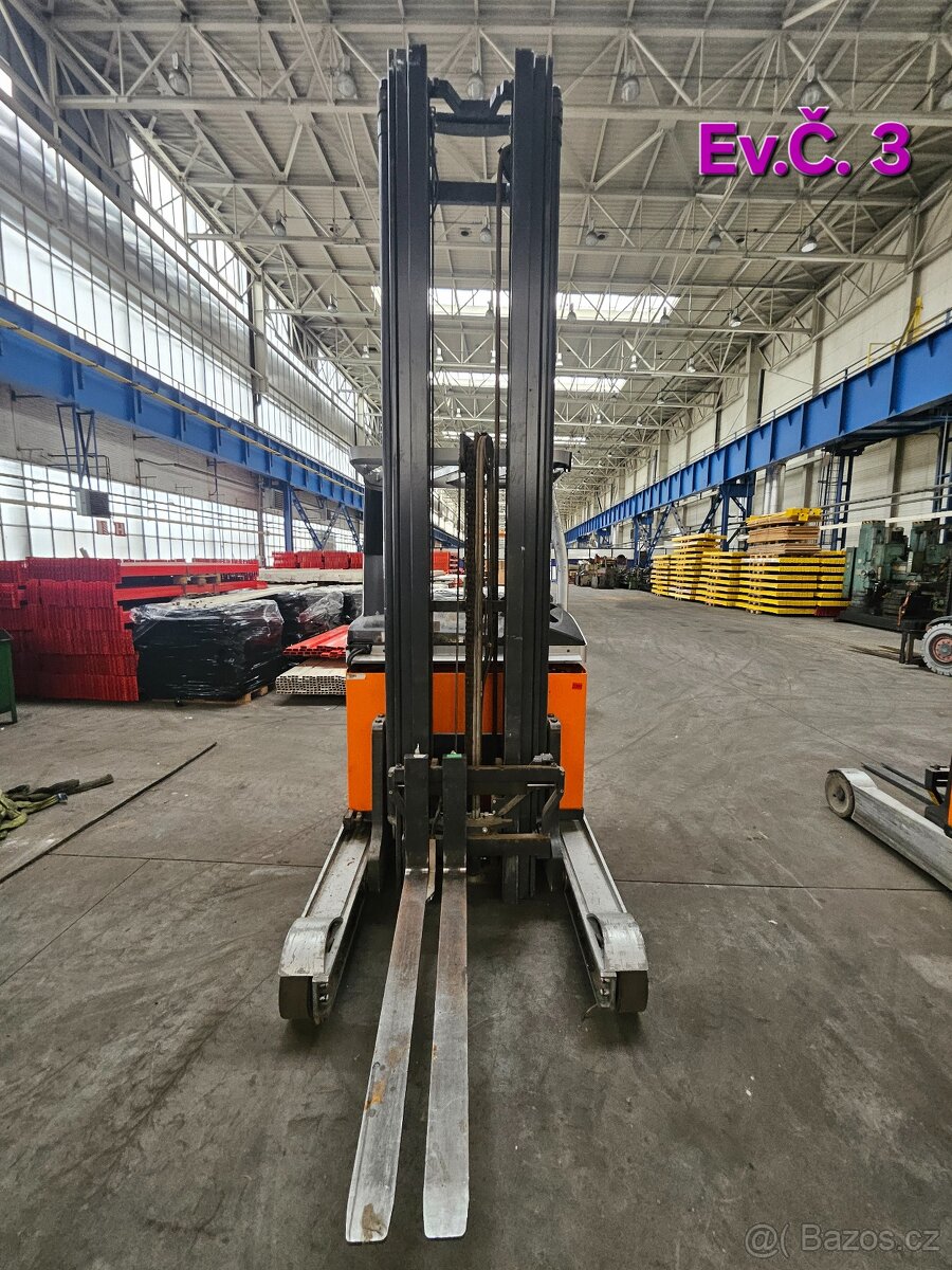 Still FMX - 17 Retrak - 5