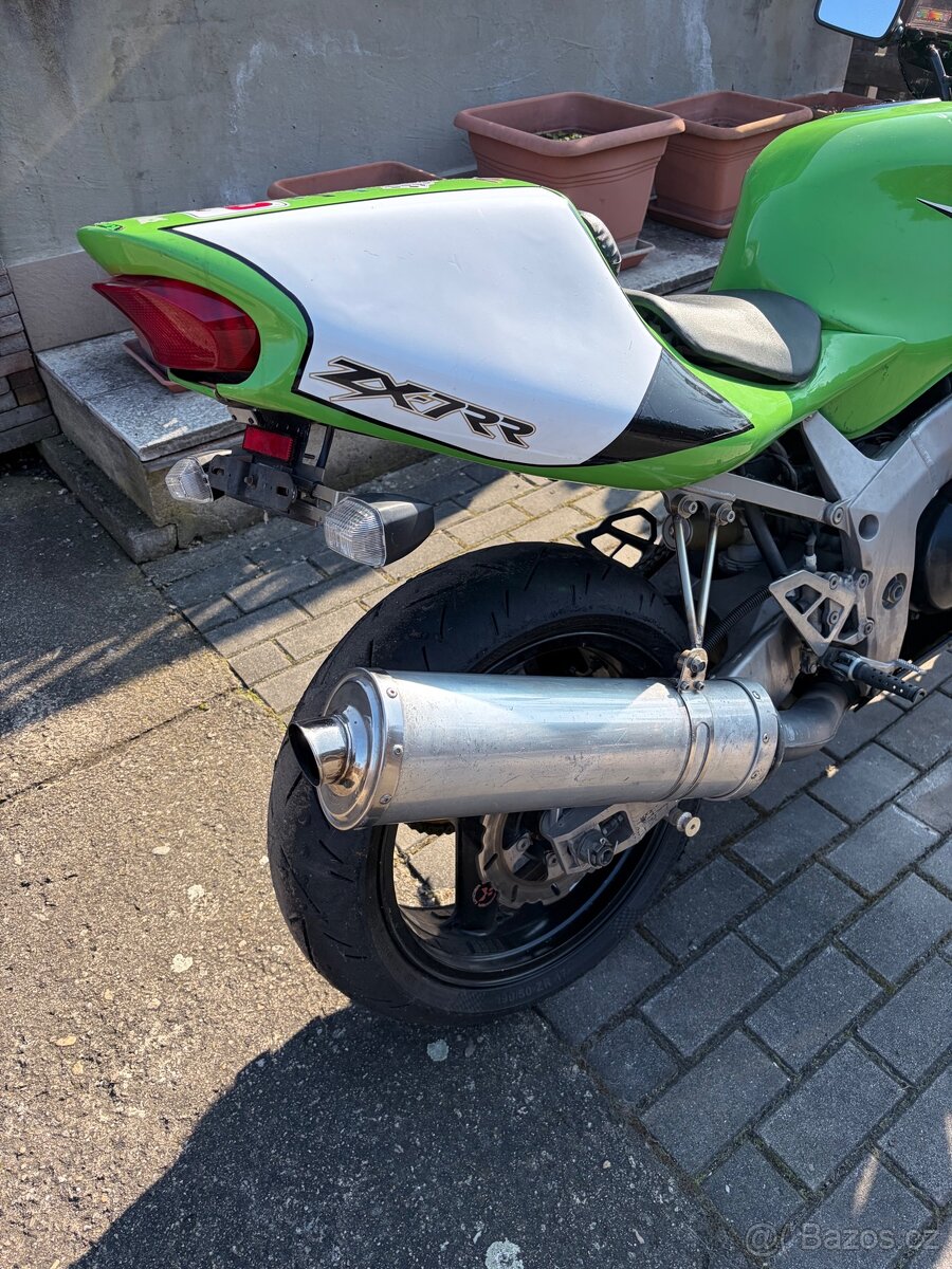 Kawasaki Zx7r - 5