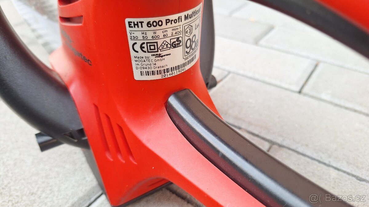 Prodám nůžky na živý plot se strunovou sekačkou - 5