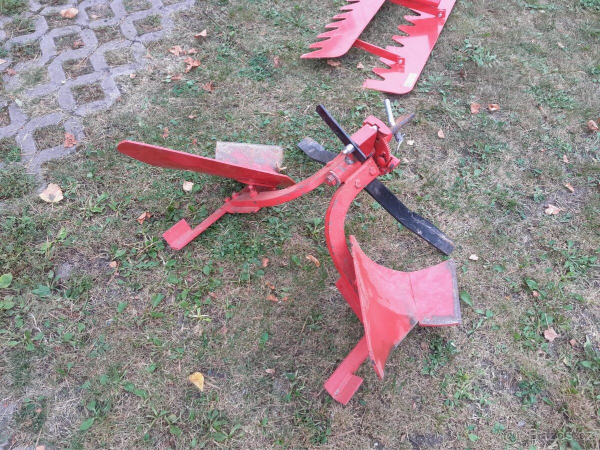 Prodám traktůrek VARI - 5