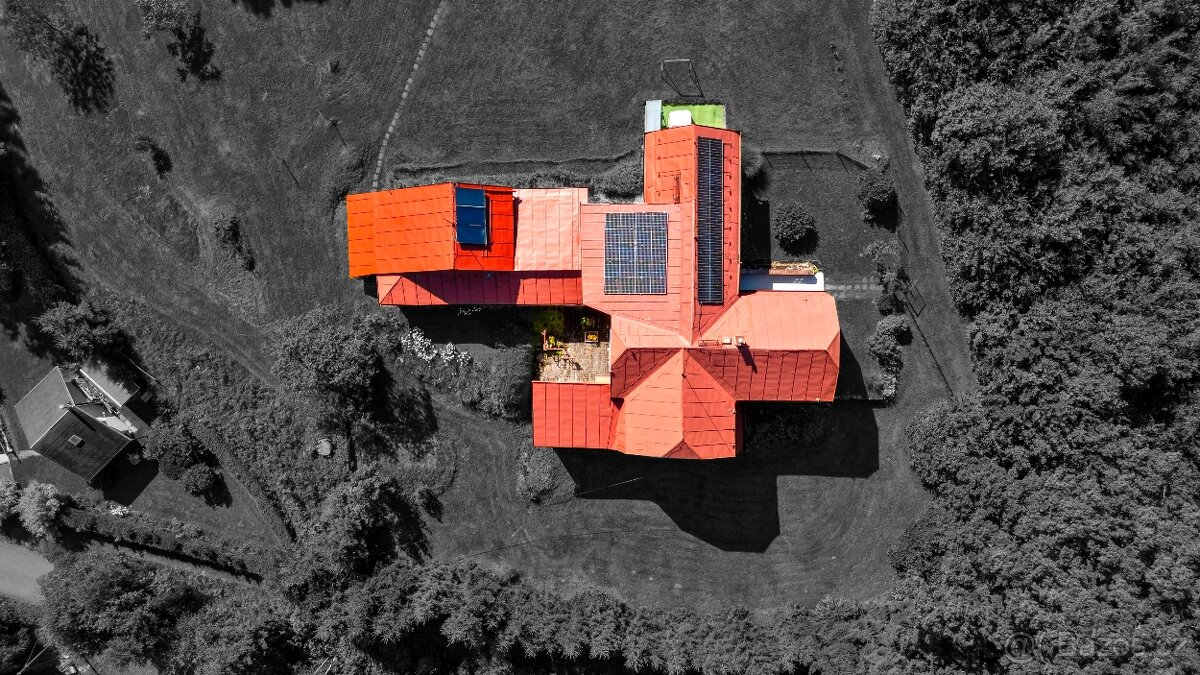 Prodej rodinného domu 495 m², Desná II, pozemek 9.312 m - 5