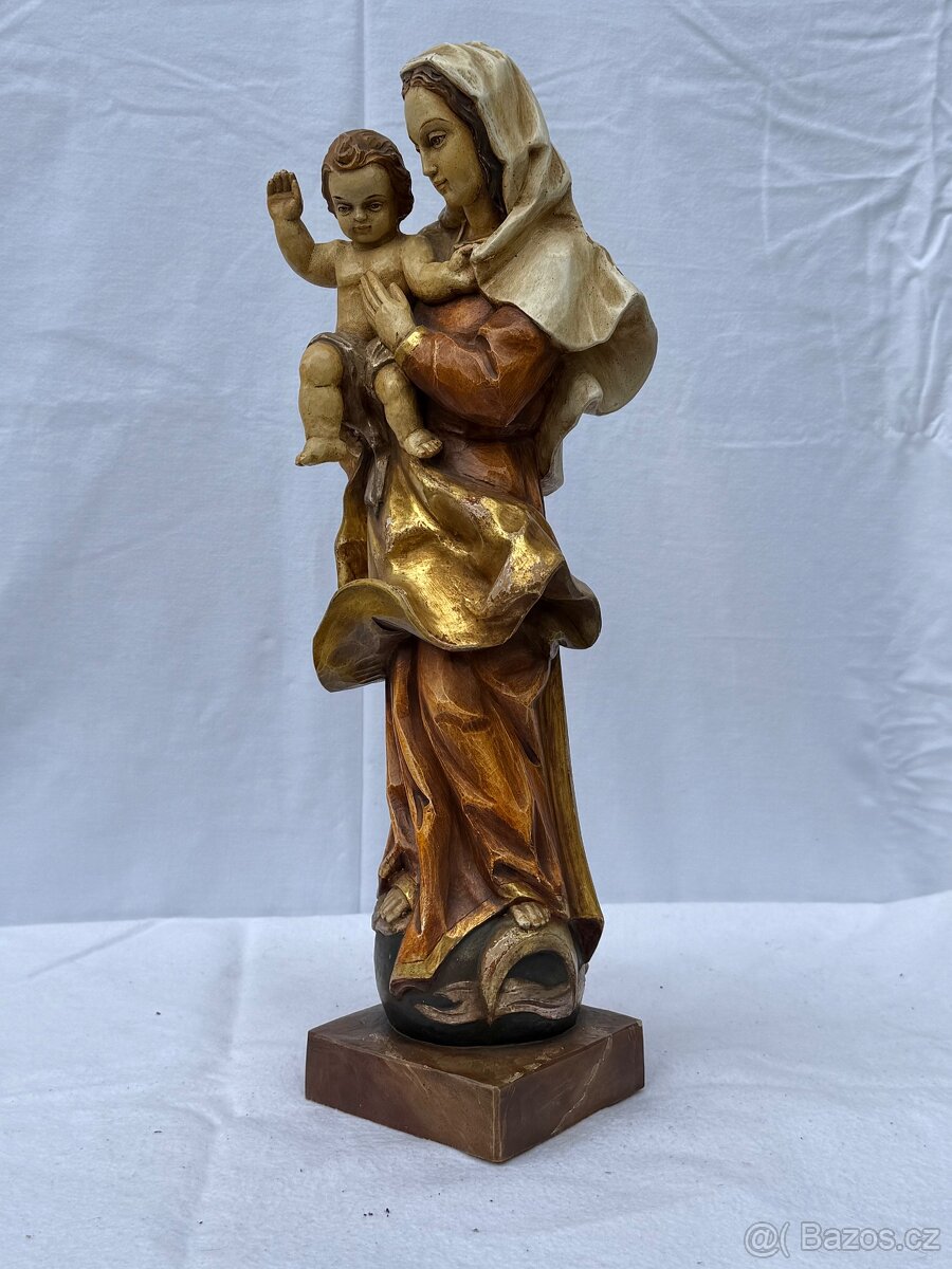 Dřevěná socha Panna Marie s Ježíškem polychromie - 5