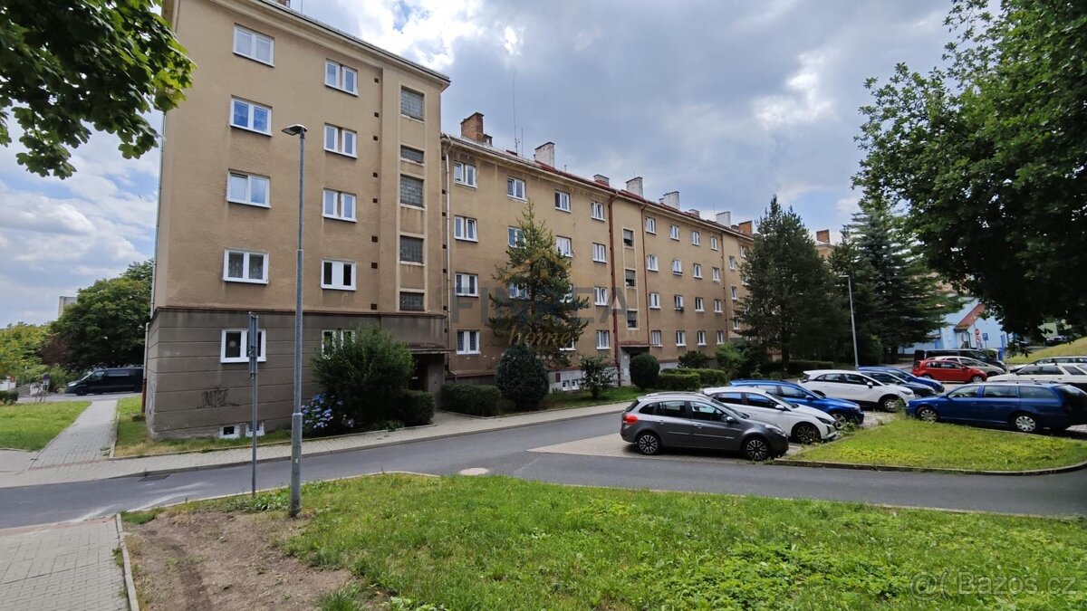 Prodej bytu 2+1 s půdní vestavbou, 104 m2, OV, ul. Podkrušno - 5
