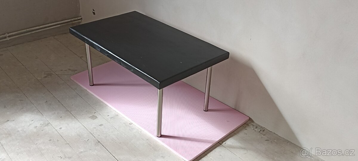 Konferenční stolek masív - 5